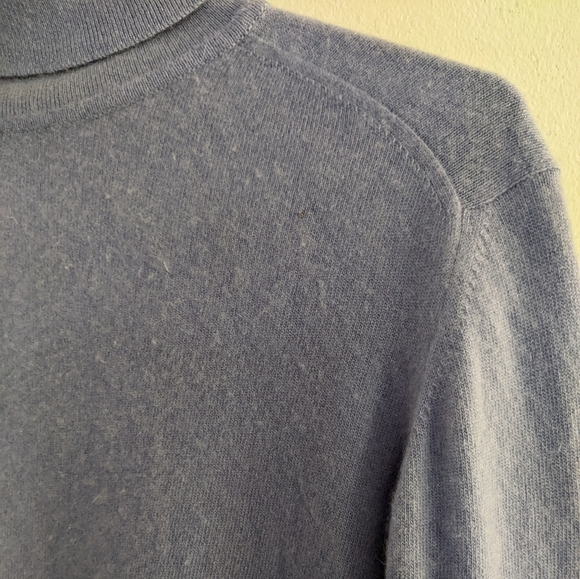 Cashmere Turtleneck Sweater Made in Scotland Lavender - Picture 3 of 7